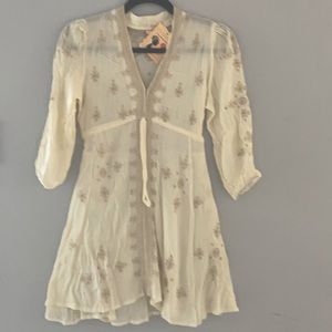Women’s Flower Embroidered Bohemian Tunic